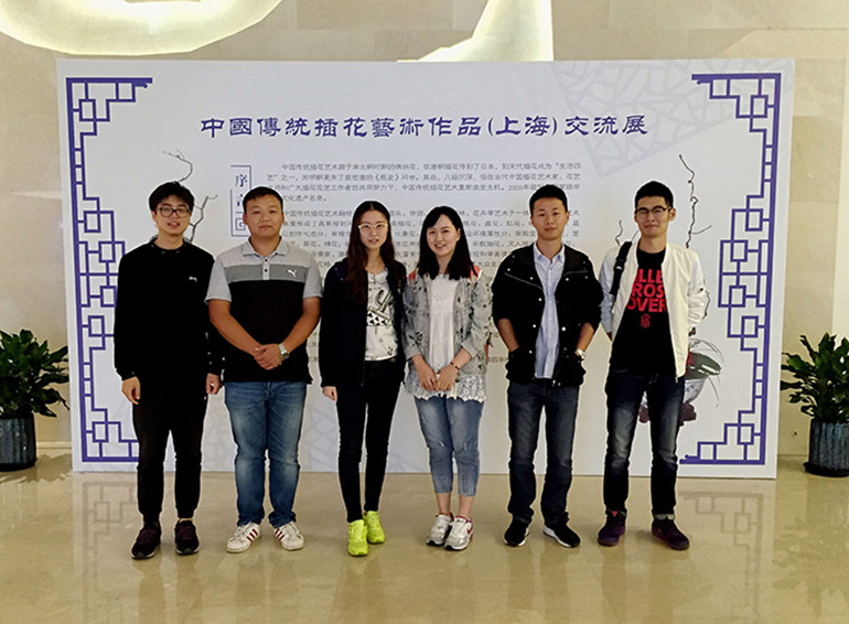 58b528bee4c06.jpg 1.jpg