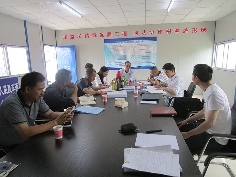 59794706a6360.jpg 6.28市質監站檢查2.jpg